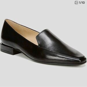 Naturalizer Clea Black Leather Loafers
